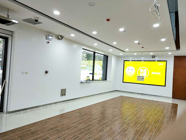 成都完美(中国)与工商银行大厅合作案例 成都完美(中国)与工商银行大厅合作案例