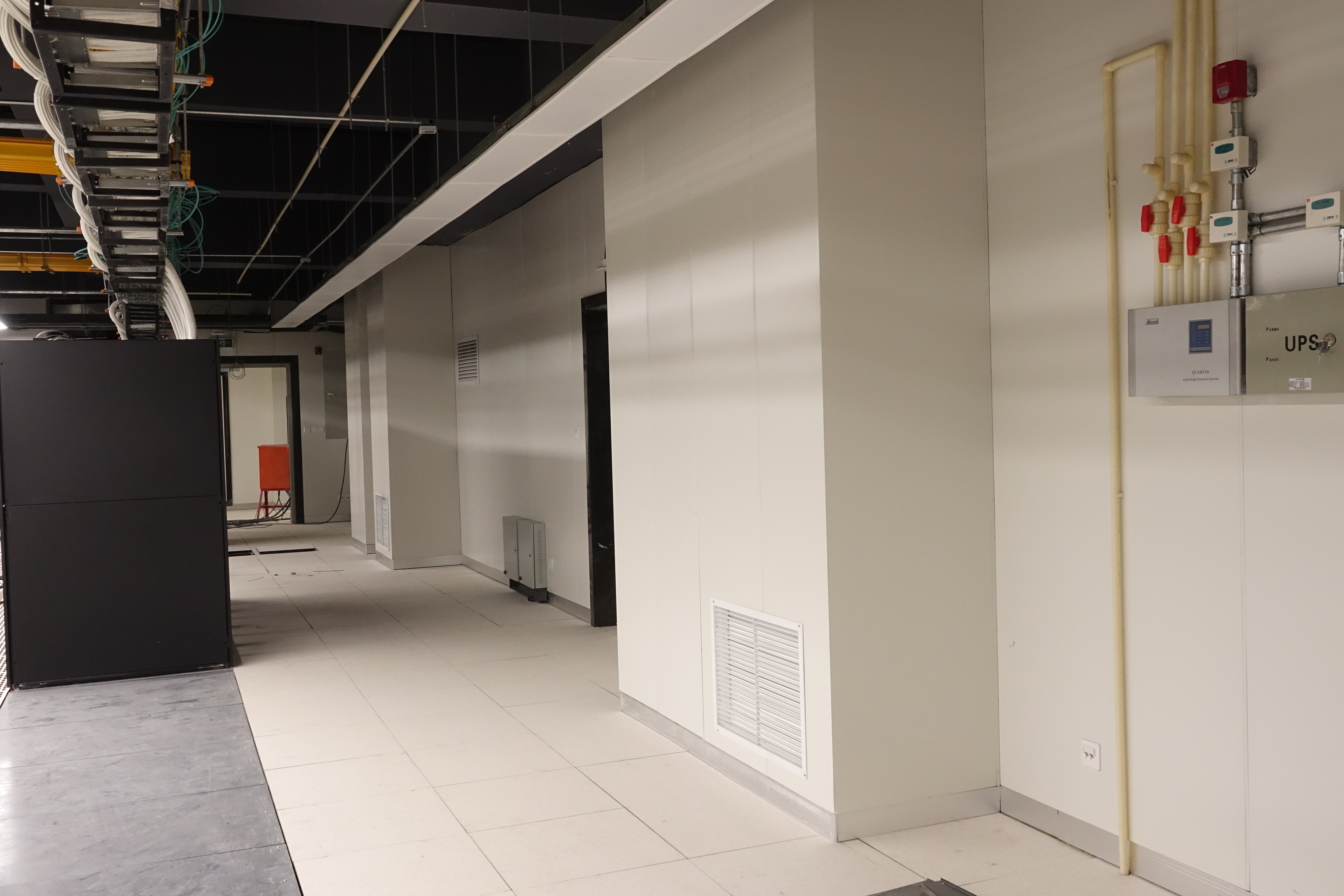 机房装修机房彩钢板