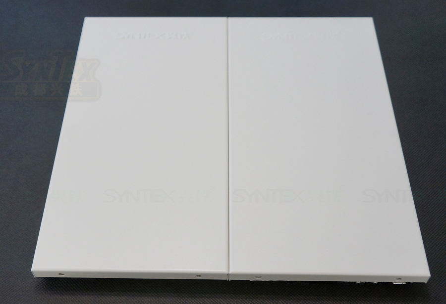 钢制复合瓦楞挂墙板.jpg undefined